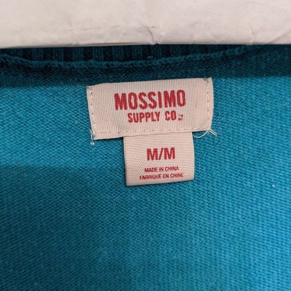 💙 [3/$25] Teal Cardigan - Picture 2 of 3